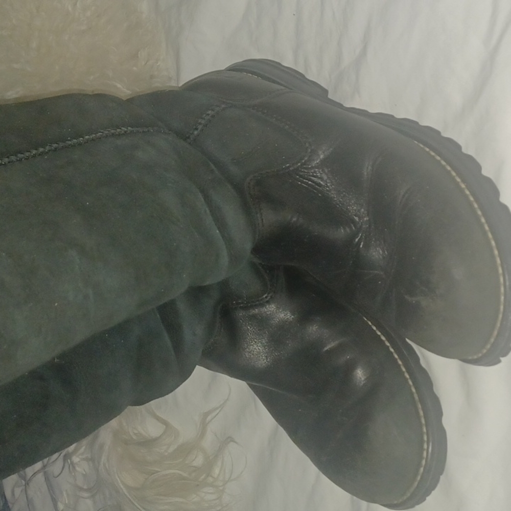Ugg boots tall